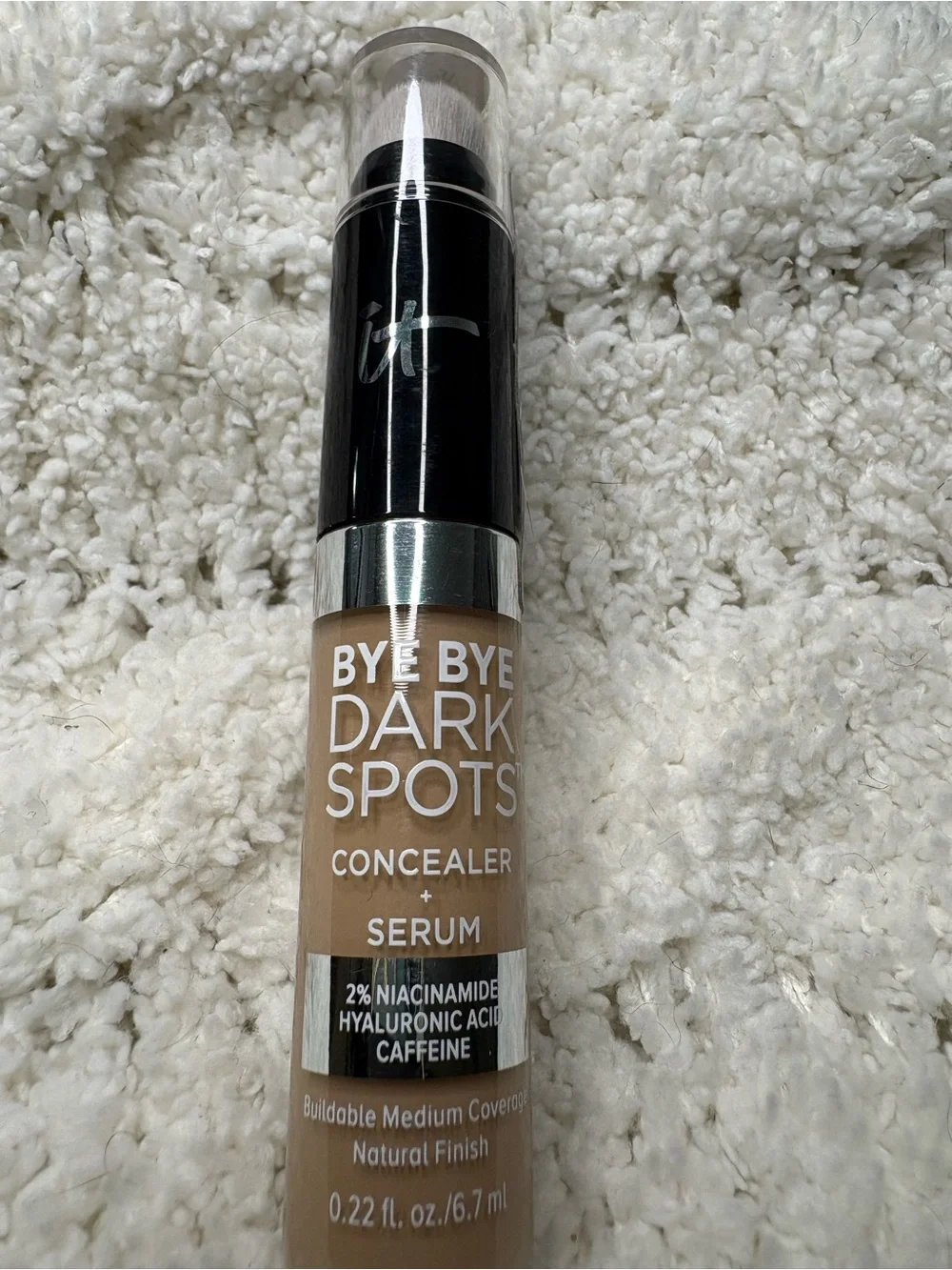 it cosmetics Bye Bye Dark Spots Concealer + Serum — Medium neutral 31
